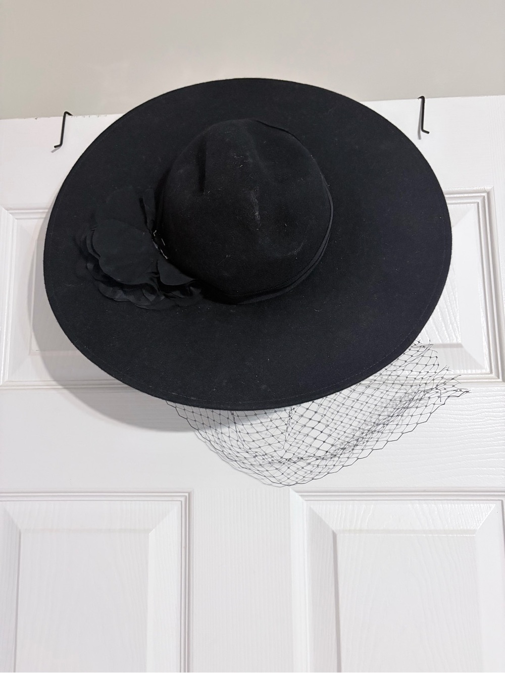 Frances Grey NY Black Veiled Funeral Mourning Hat Floral Wide Brim